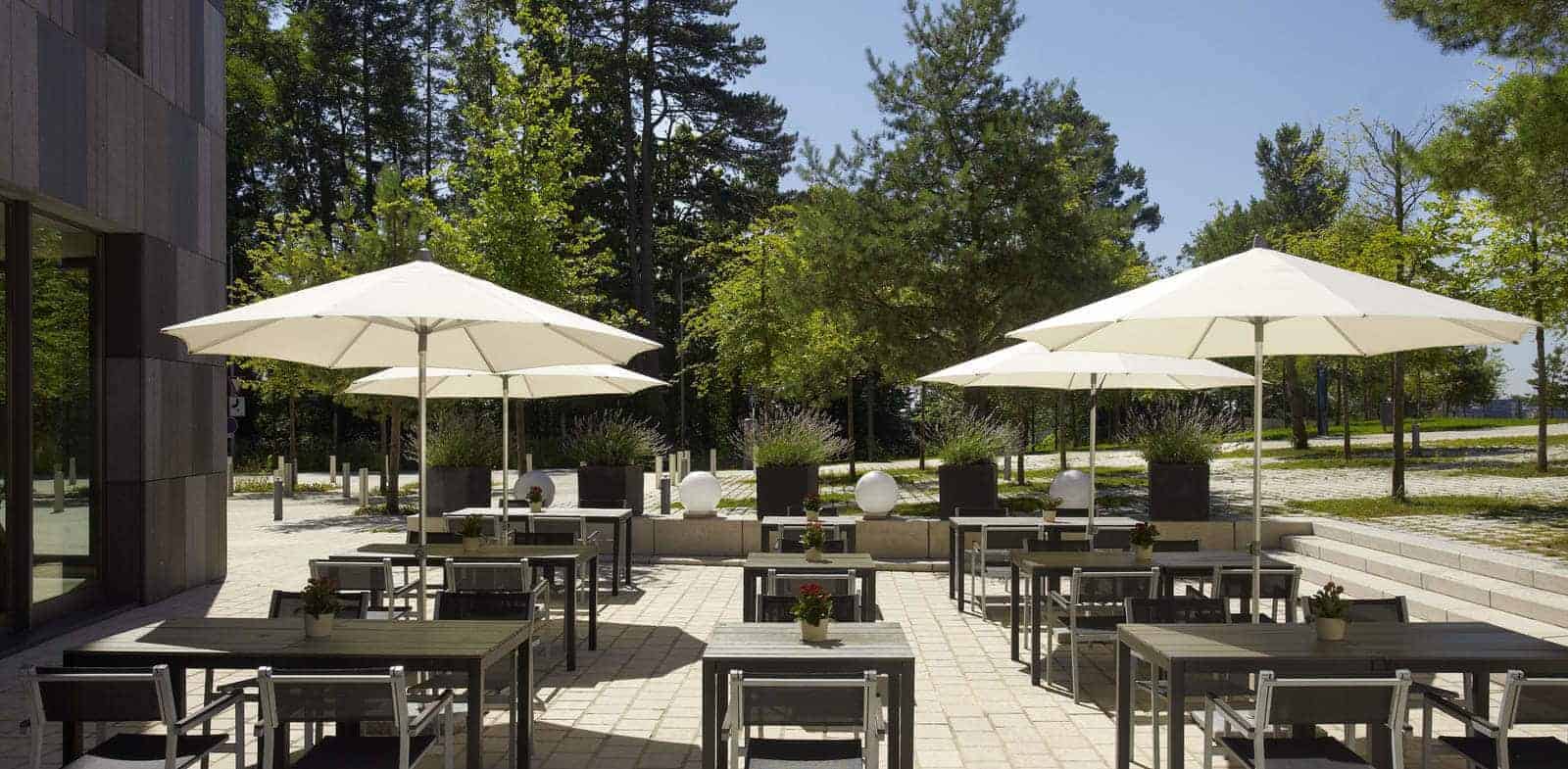 Spacious terrace for outdoor business events