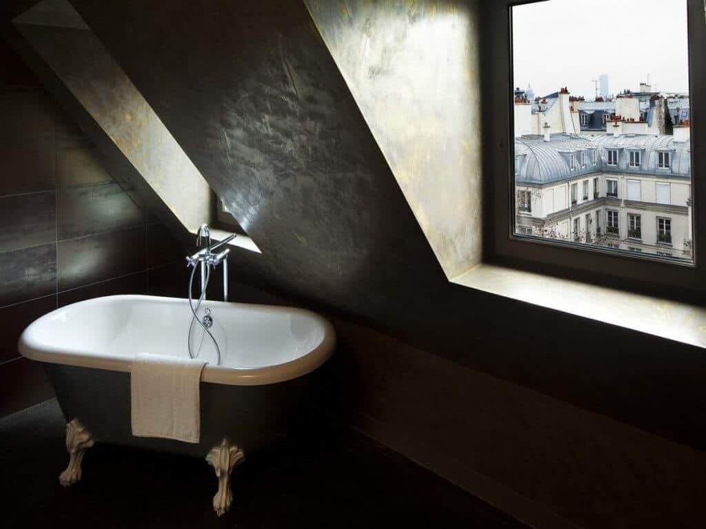 whimsical Parisian hotel with great location