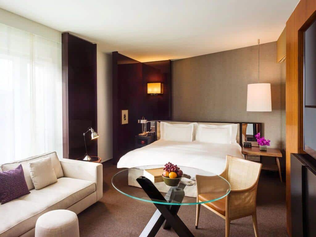 Opulent rooms and suites in the heart of Berlin