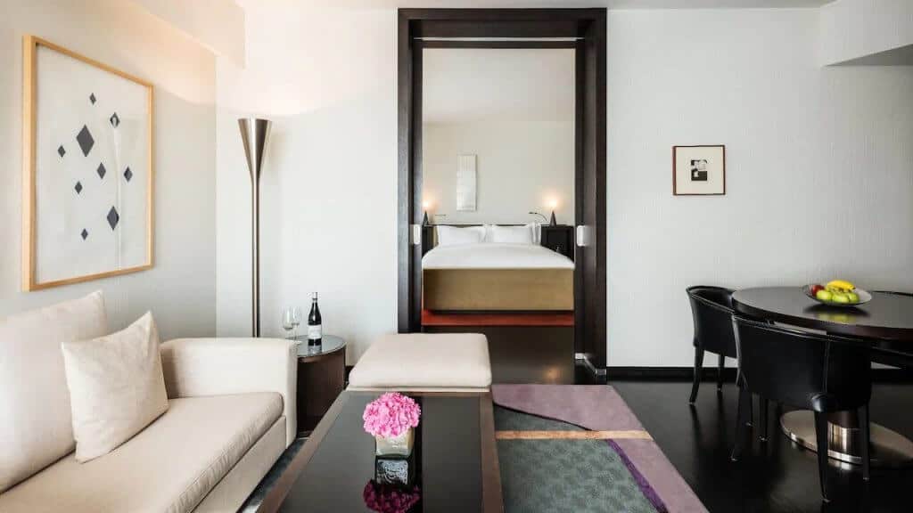 Opulent rooms and suites in the heart of Berlin