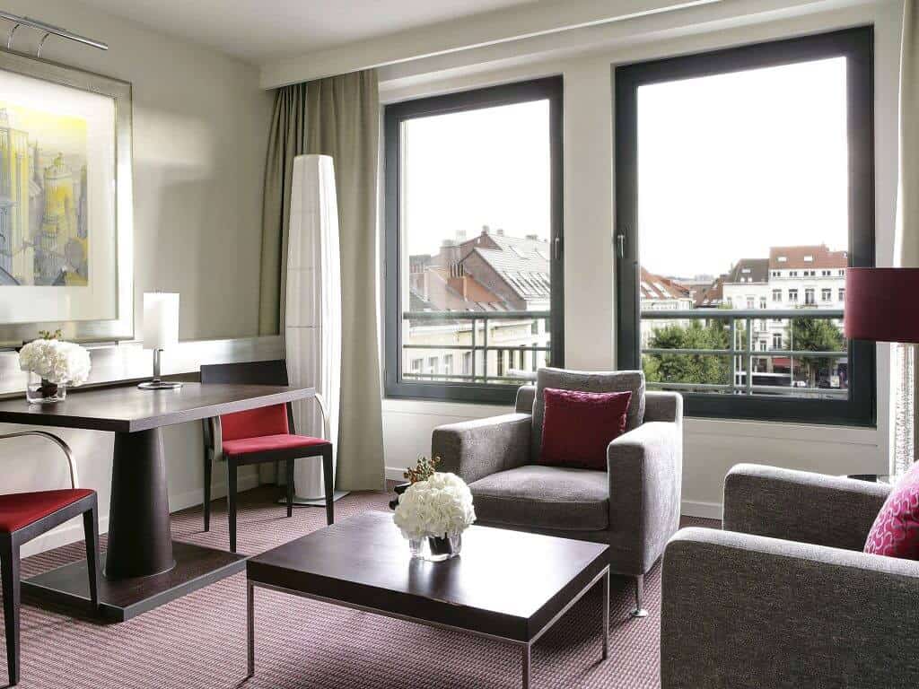 Chic and Elegant Rooms in the Heart of Brussels