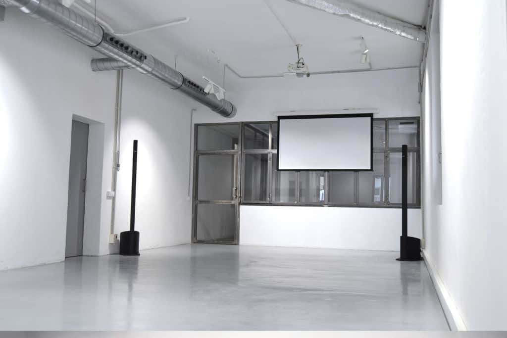 Luminous industrial space for events