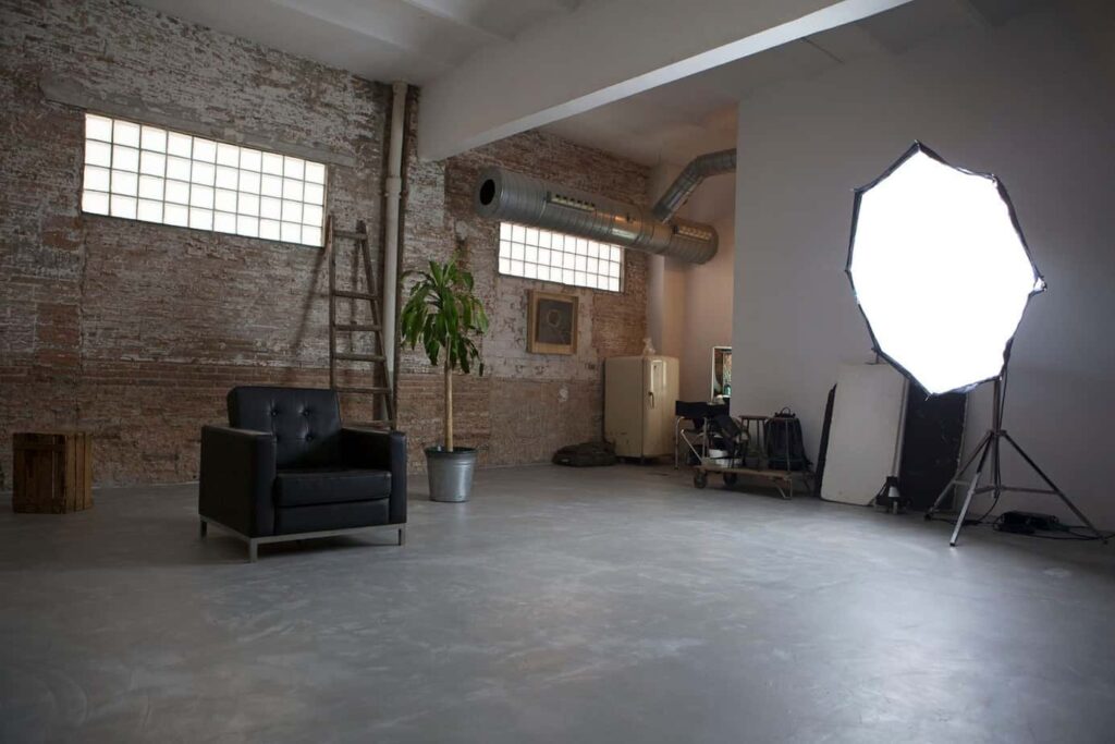 Multipurpose venue for photoshoots and more