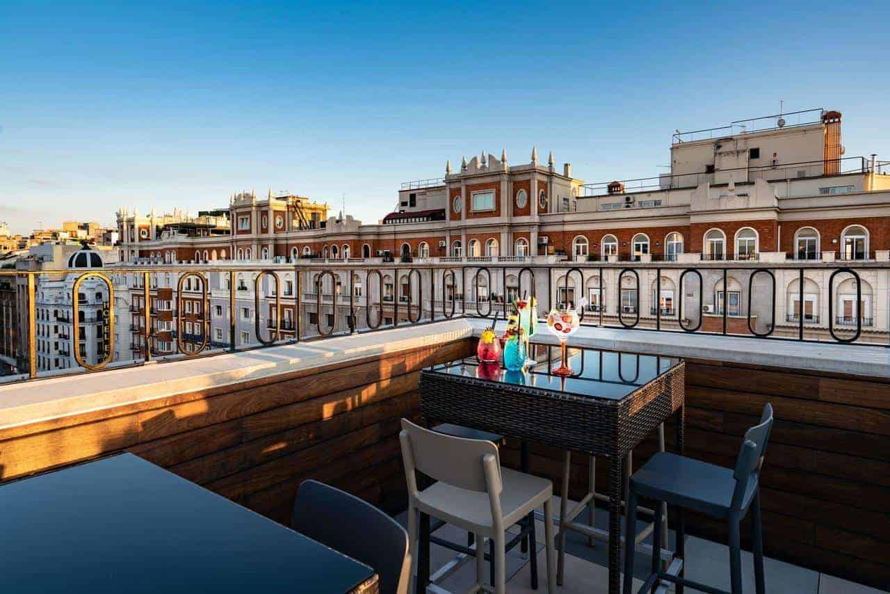 Tunning Rooftop Terrace In Central Adrid