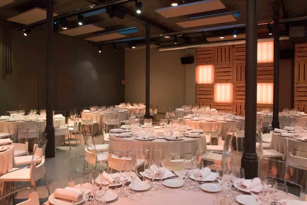Stylish and open venue with skylights in Barcelona