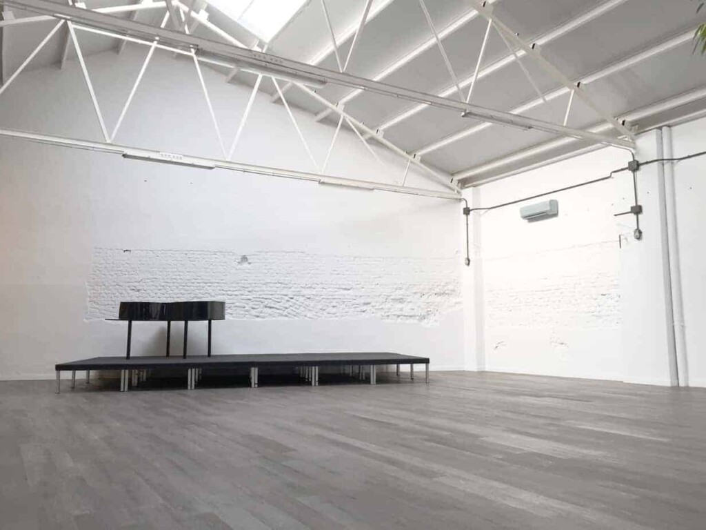 New York-inspired blank canvas venue