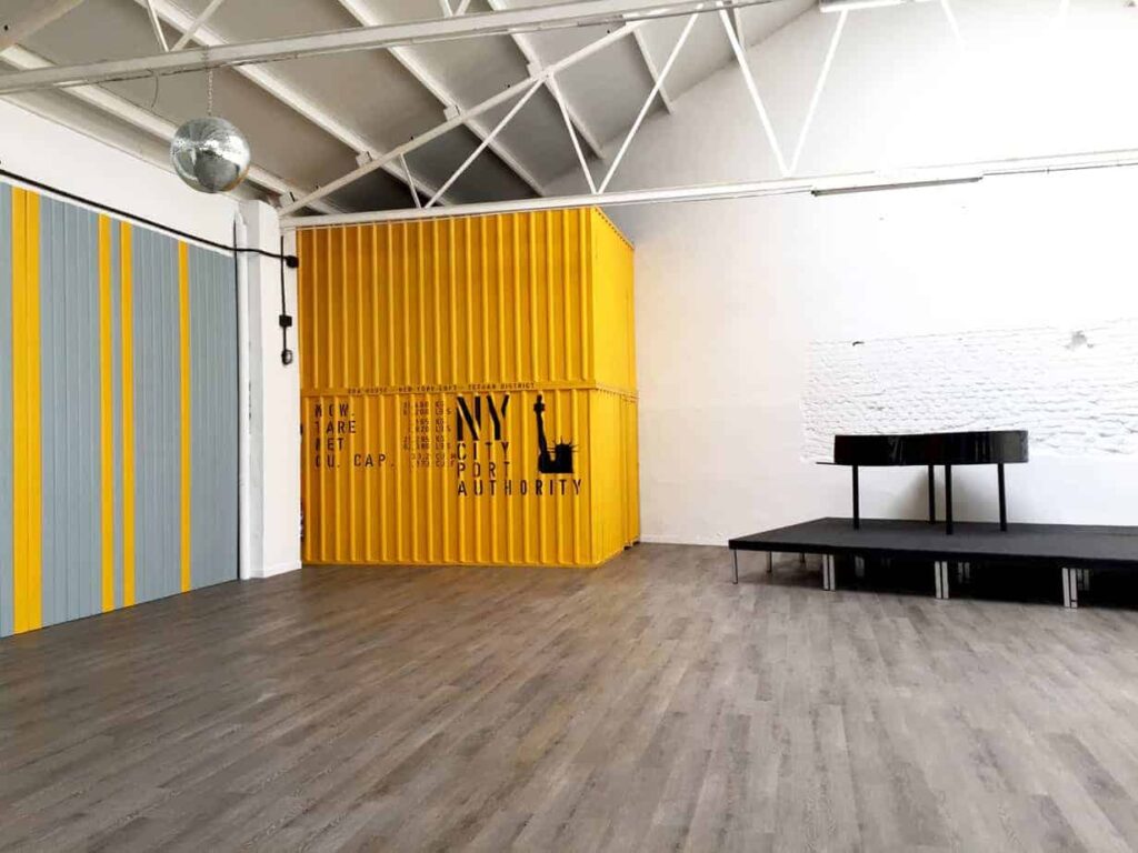 New York-inspired blank canvas venue