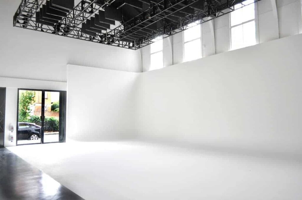 Spectacular blank canvas for large product launches