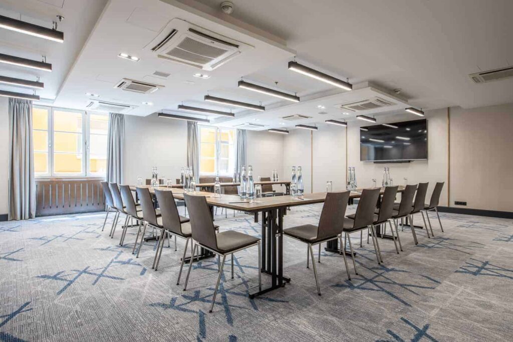 Bright versatile space for elegant meetings