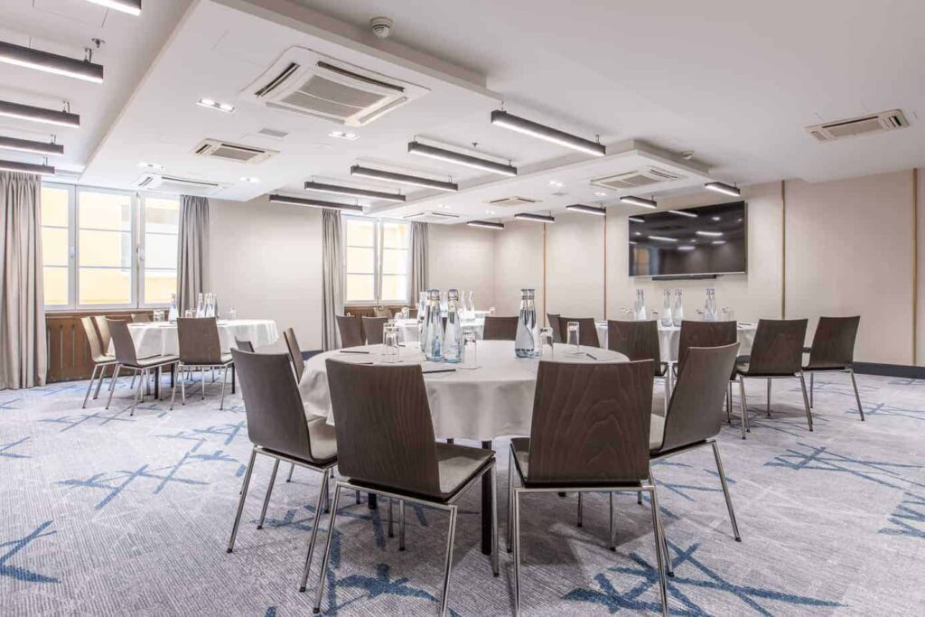 Bright versatile space for elegant meetings