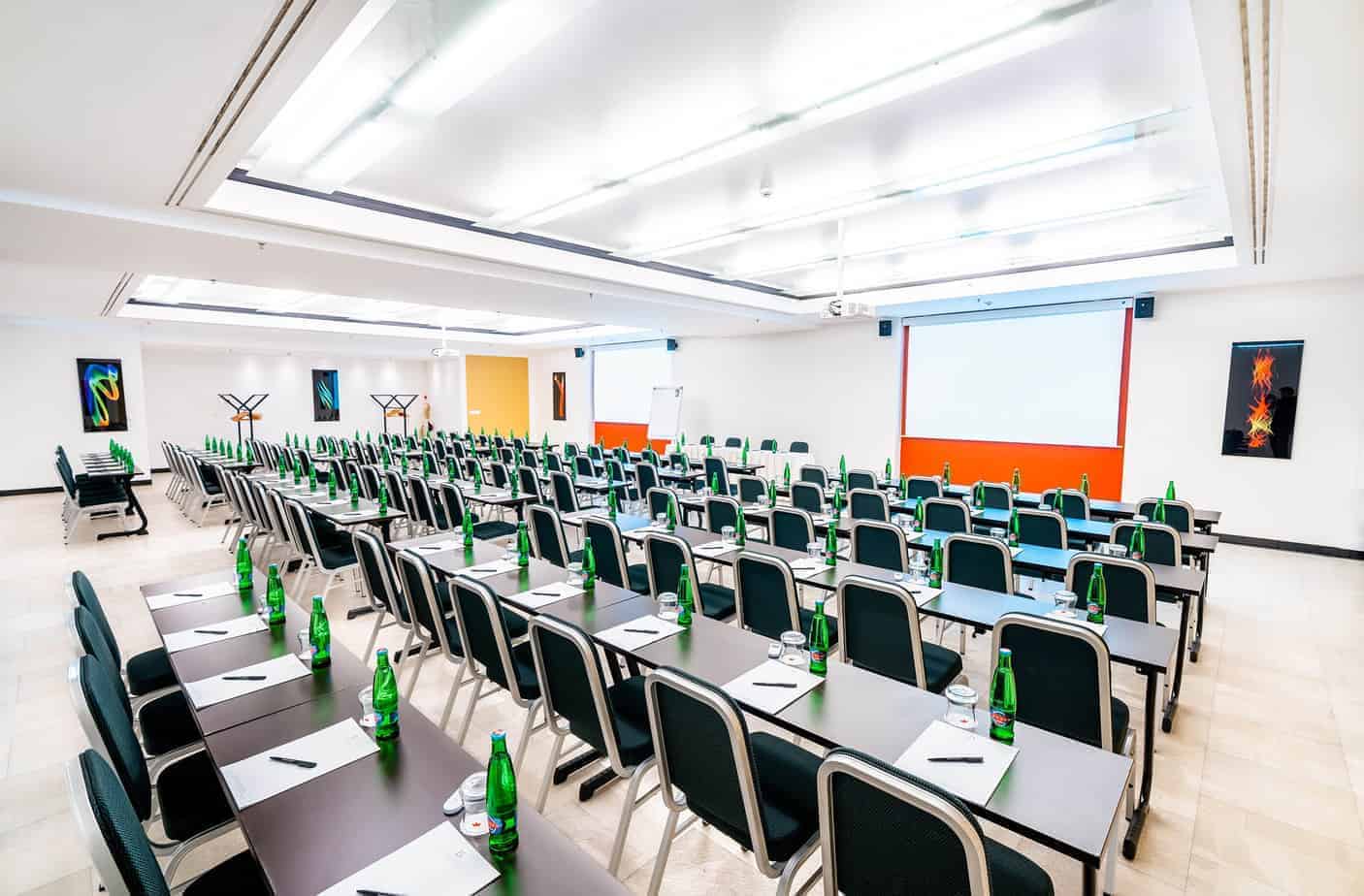 Elegant bright location for corporate meetings