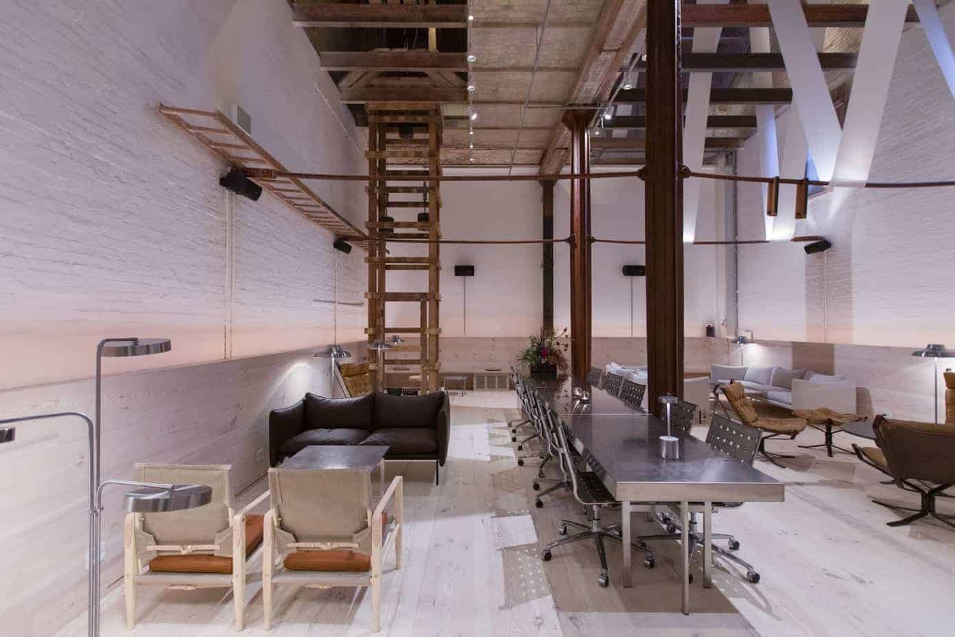 Chic industrial space for cocktail events
