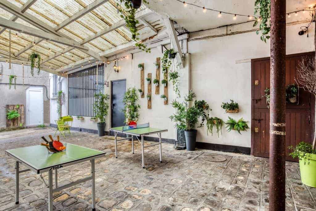 Eco-friendly space with a cobbled courtyard