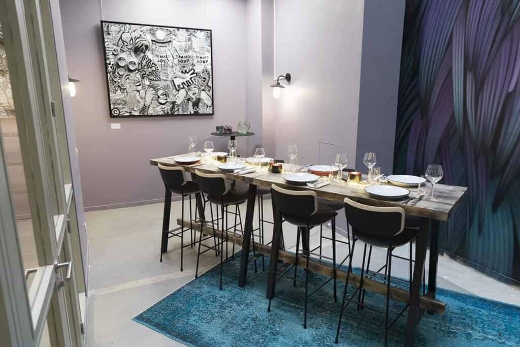 Trendy space with an artistic touch