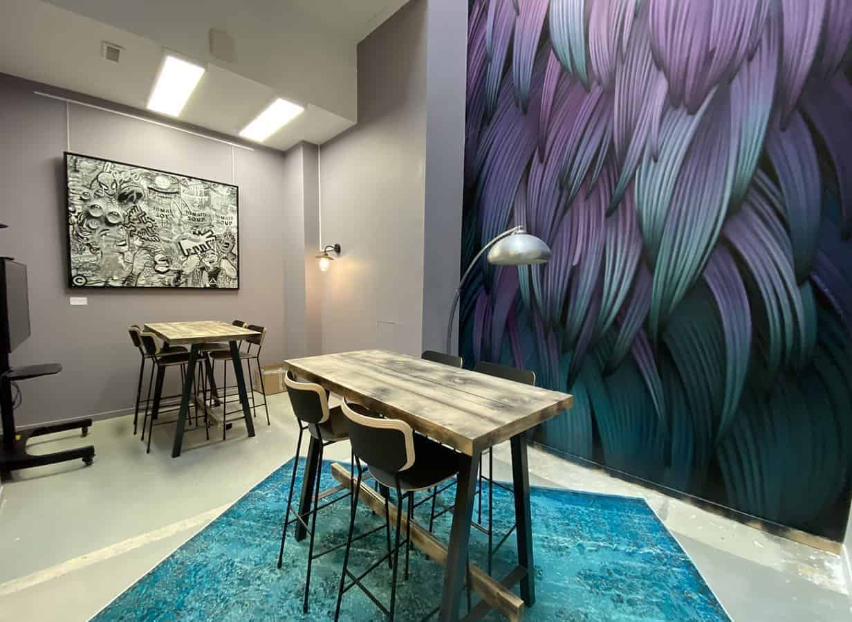 Trendy space with an artistic touch
