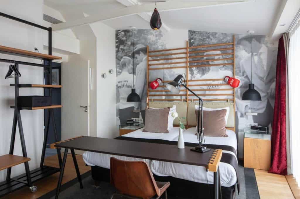 Quirky hotel room inspired by sports and school