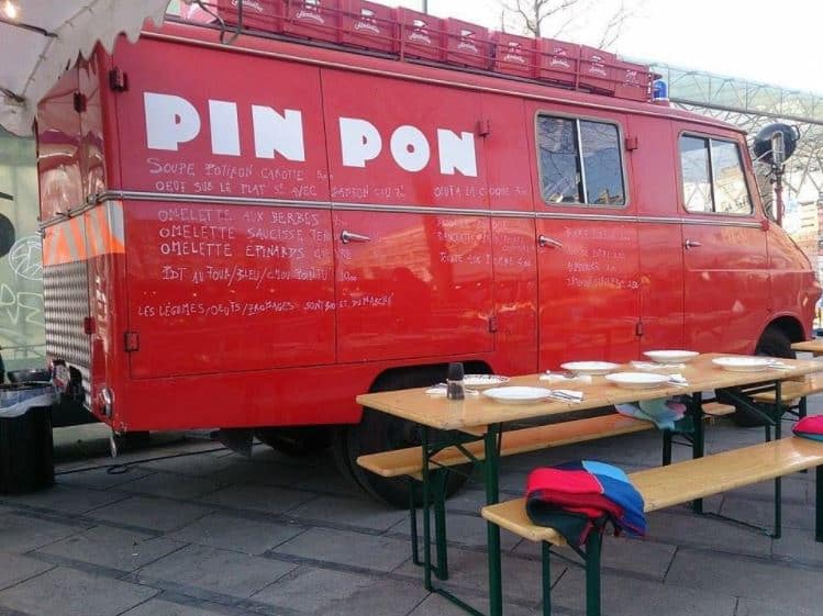 Red food truck specialising in seasonal products and French and Belgian flavours