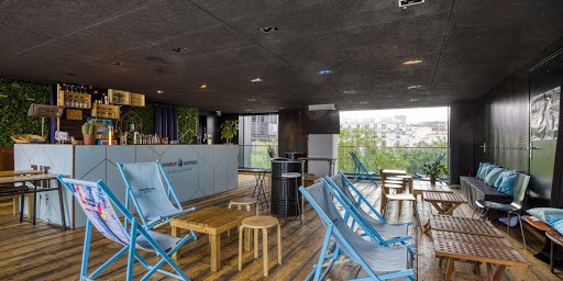 Fresh Outdoor Rooftop Venue in Paris Overlooking the Seine 
