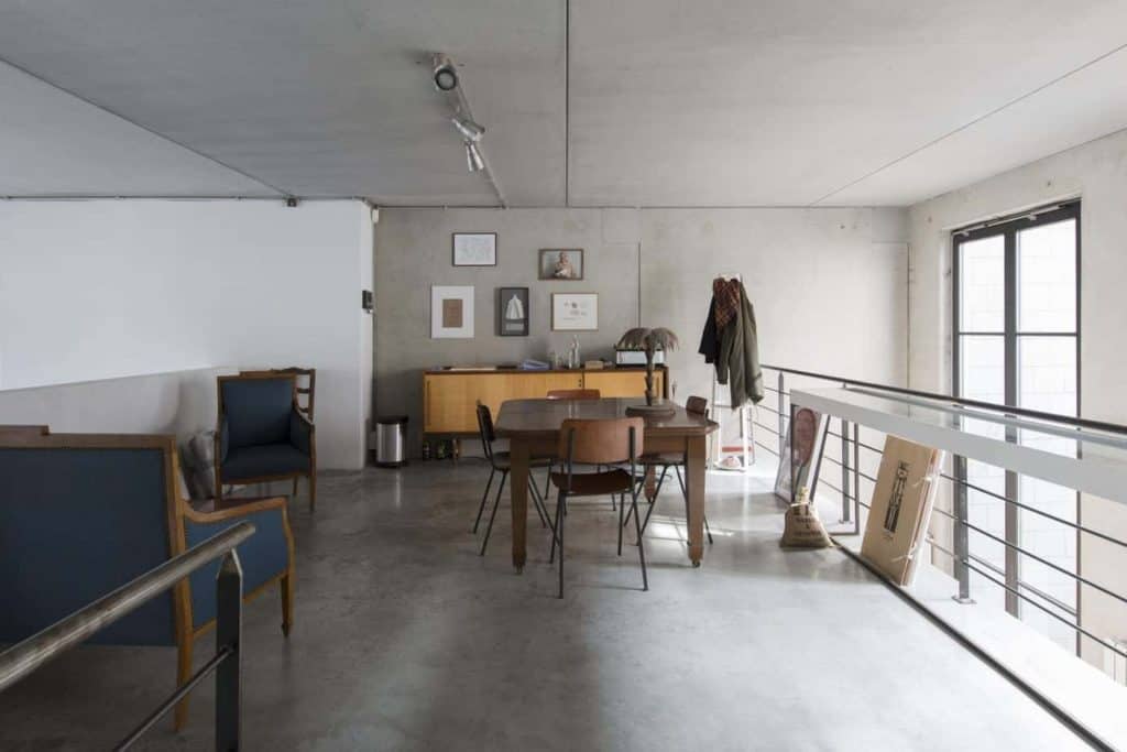 Quirky Industrial Space for Exhibitions 
