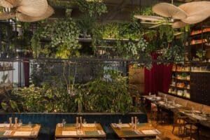 Fancy Group Dining Venue in Medellín With an Indoor Botanical Garden