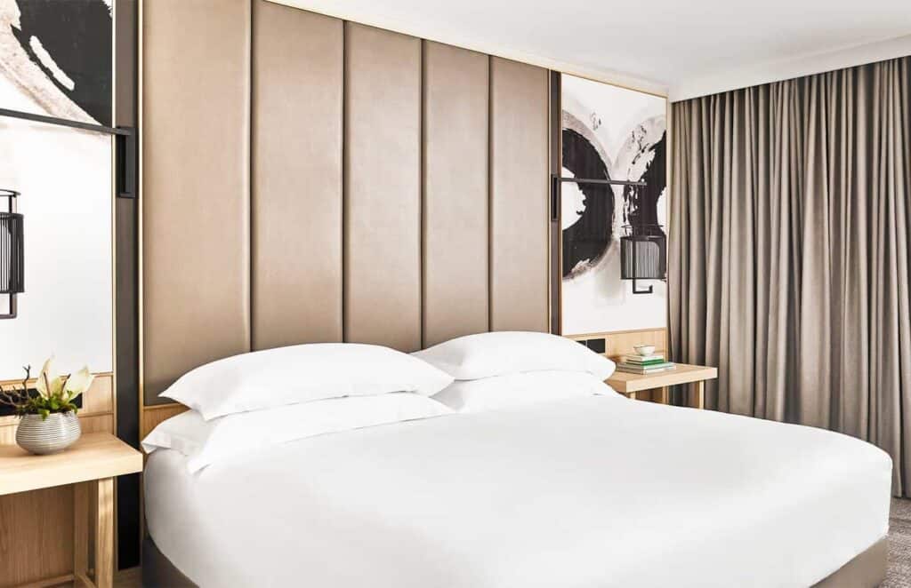 Upscale hotel with an exquisite atmosphere in London. Accommodation for business trips in Marylebone.