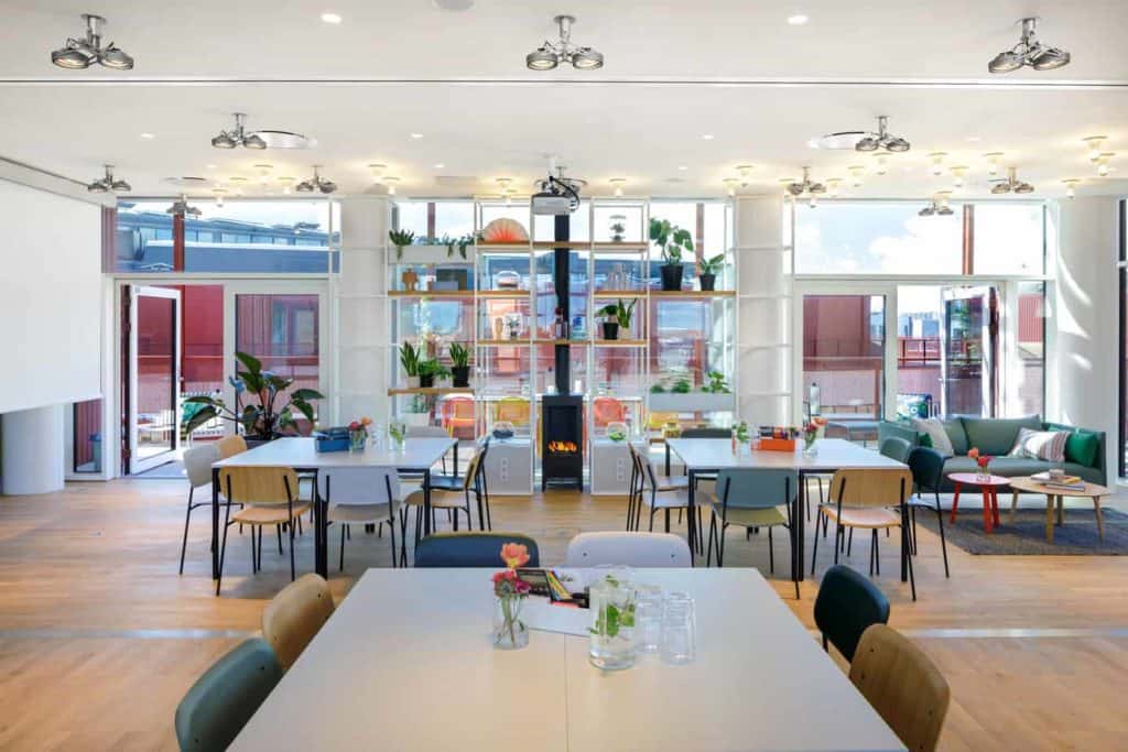 Rom Parties To Conferences Our Rooftop Vent Pace Gives You A Cozy Atmosphere And Stunning Views